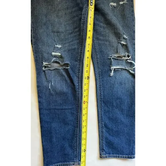 Old Navy Mid Rise Boyfriend Distressed Women's Jeans - Size 4 - Picture 6 of 7